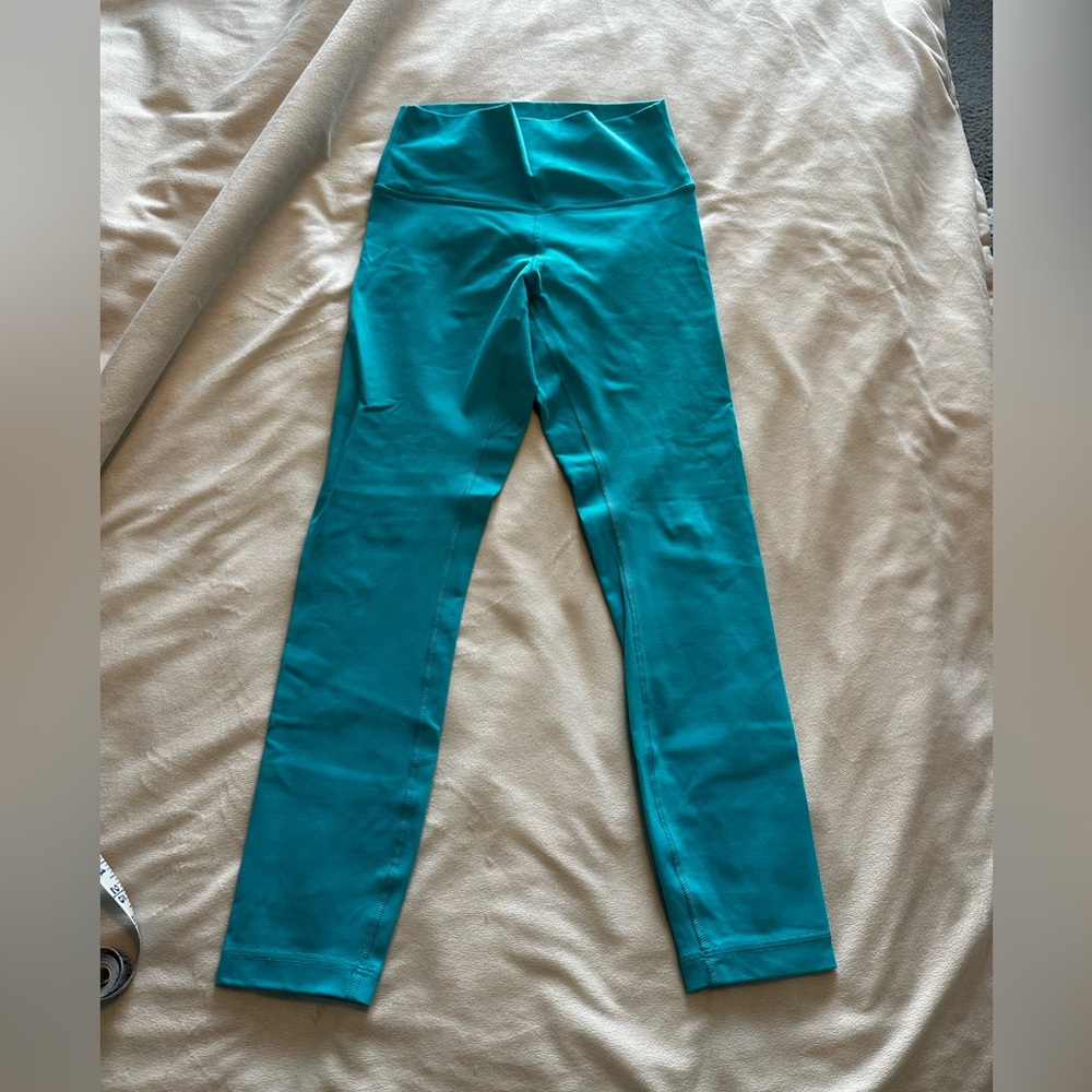 Lululemon Blue 25” Wunder Under Leggings